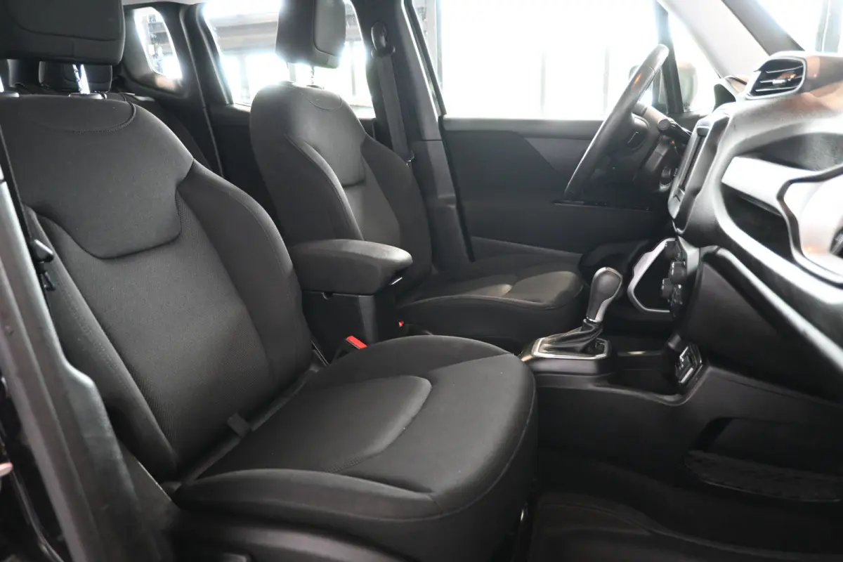 1.3T Limited Automaat Clima Carplay Cruise Control 1e Eigenaar Rijklaarprijs! Inruil Mogelijk!