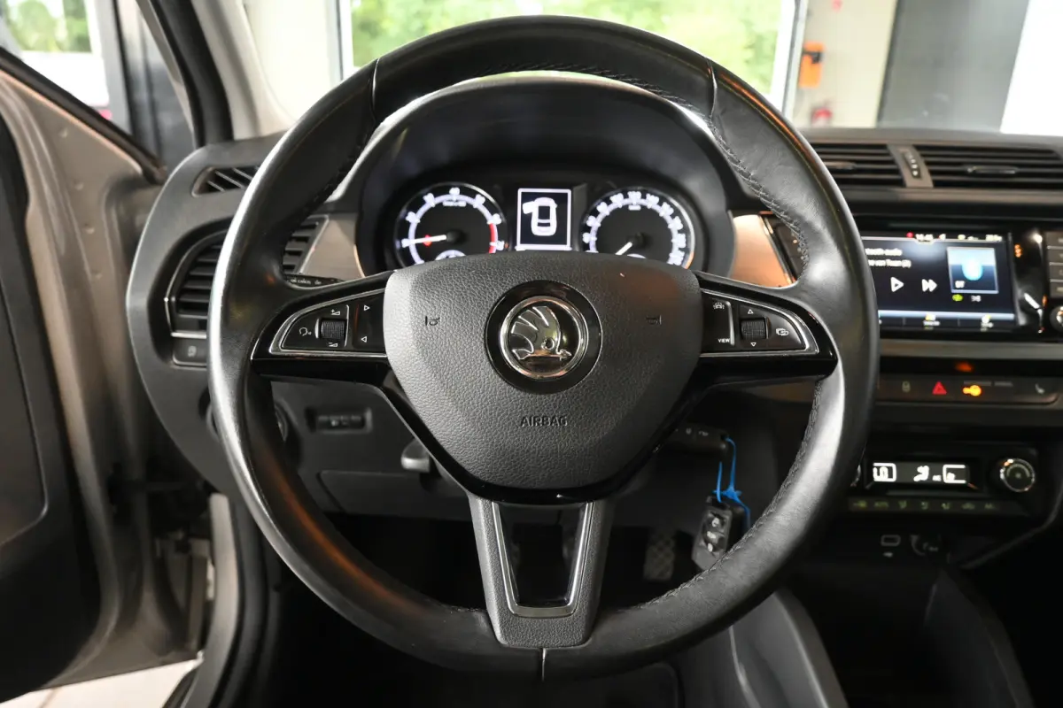 1.0 TSI Clever Clima Navigatie Panoramadak LED Stoelverwarming Rijklaarprijs! Inruil Mogelijk!