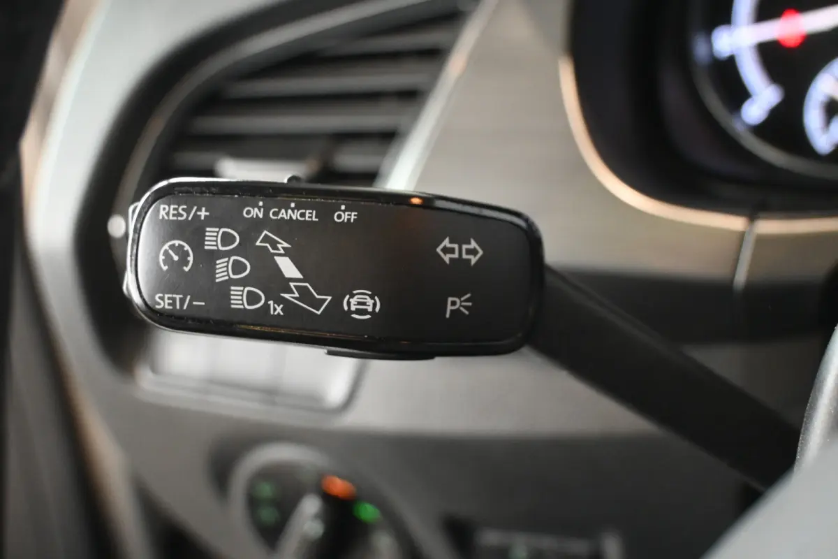 1.0 TSI Clever Clima Navigatie Panoramadak LED Stoelverwarming Rijklaarprijs! Inruil Mogelijk!