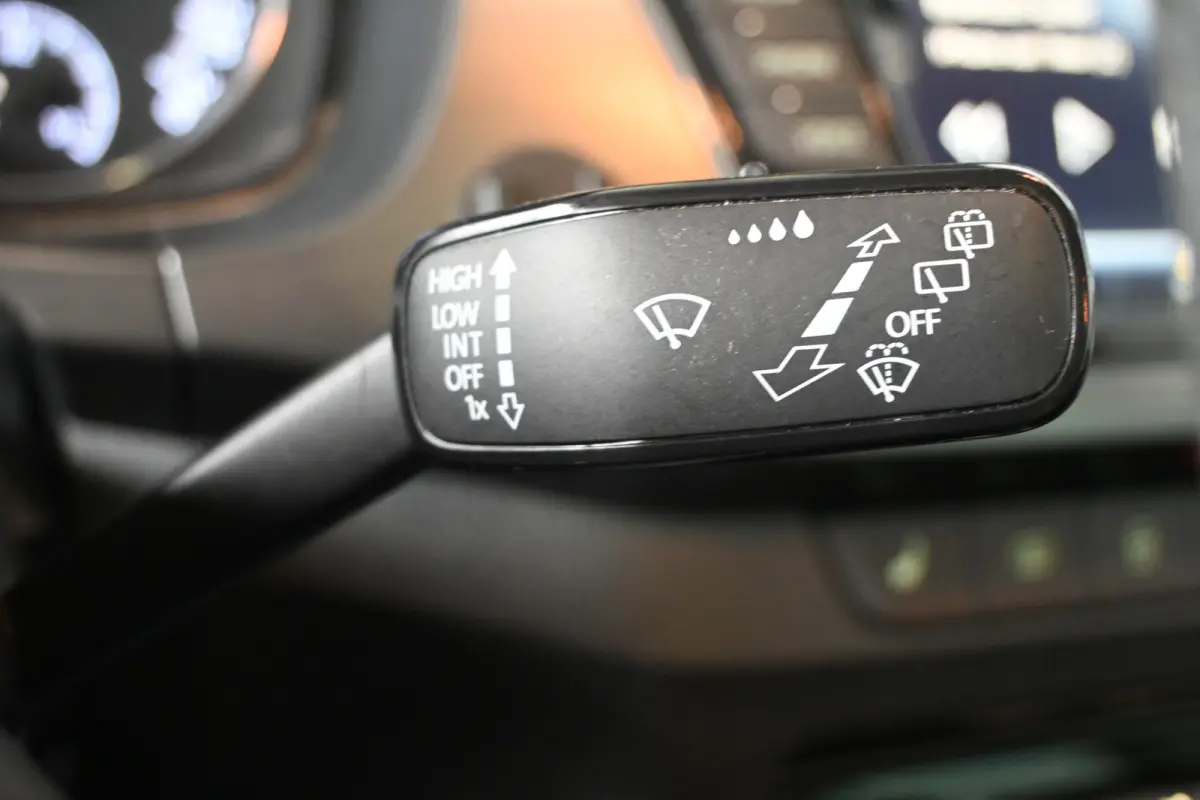 1.0 TSI Clever Clima Navigatie Panoramadak LED Stoelverwarming Rijklaarprijs! Inruil Mogelijk!