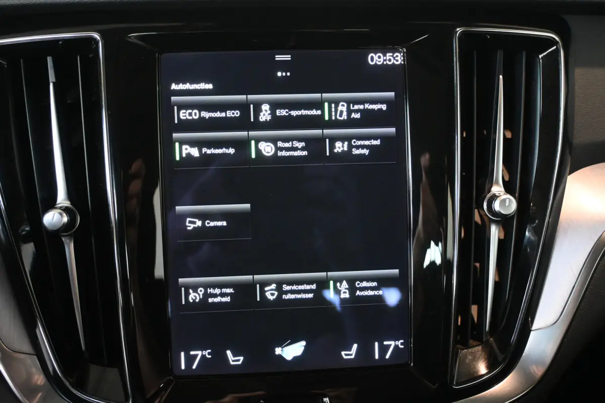 2.0 B3 Momentum Advantage Automaat Navigatie Stuur/Stoelverwarming Inruil Mogelijk!