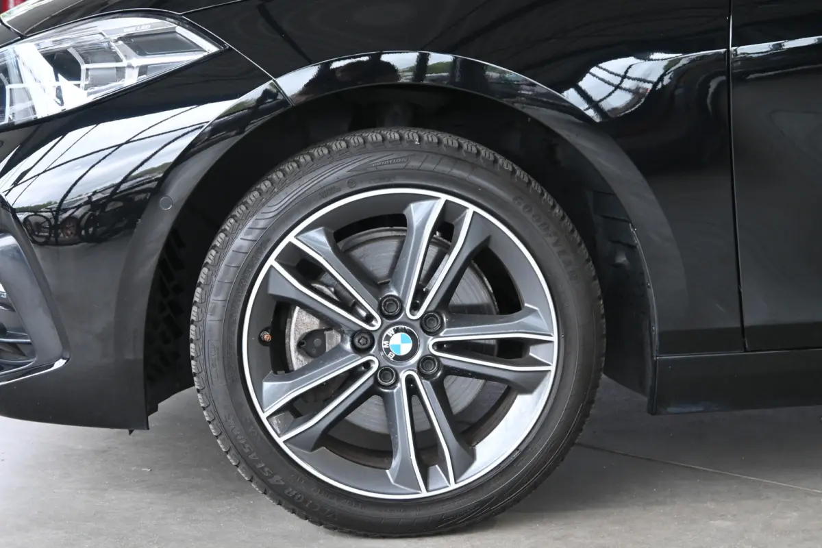 118i Executive Clima Cruise Led Navigatie Camera 100% Onderhouden! Inruil Mogelijk!