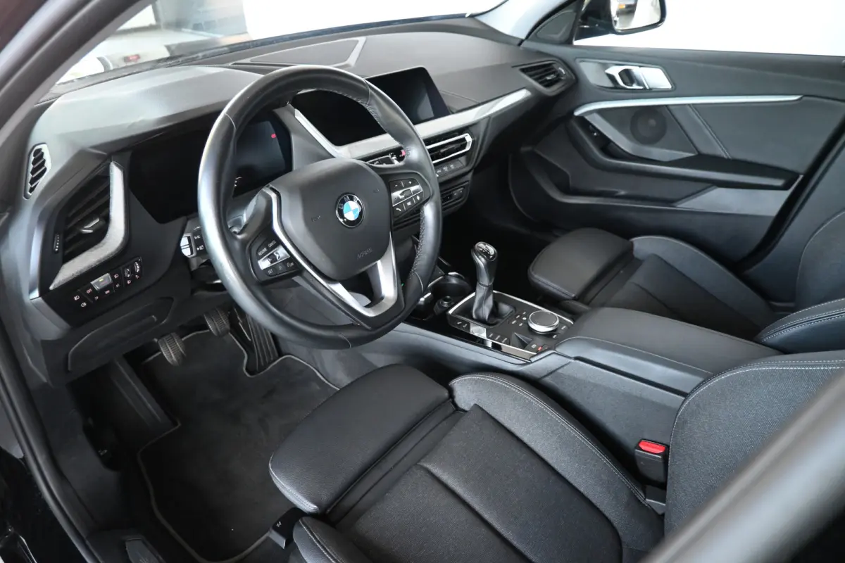 118i Executive Clima Cruise Led Navigatie Camera 100% Onderhouden! Inruil Mogelijk!