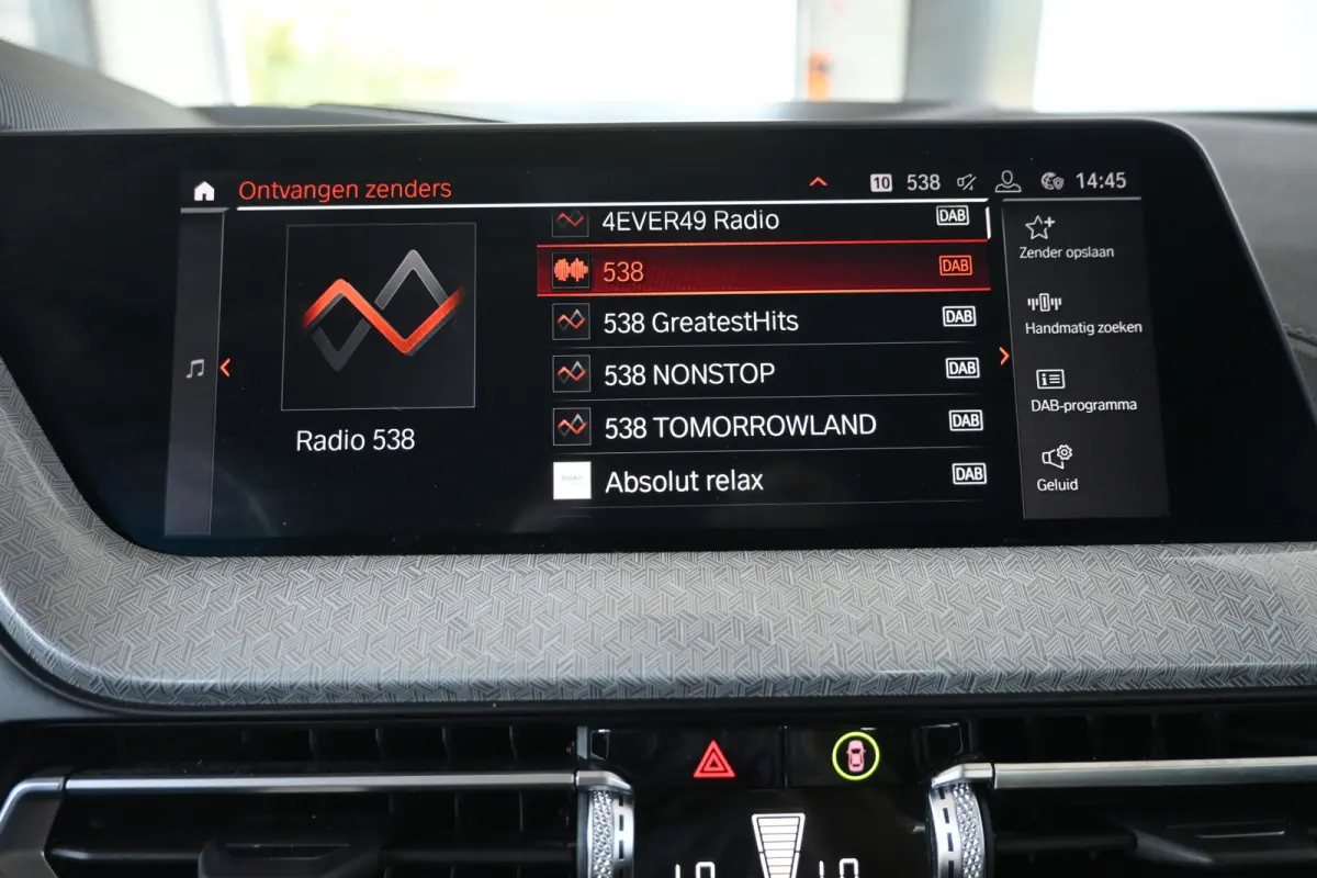 118i Executive Clima Cruise Led Navigatie Camera 100% Onderhouden! Inruil Mogelijk!