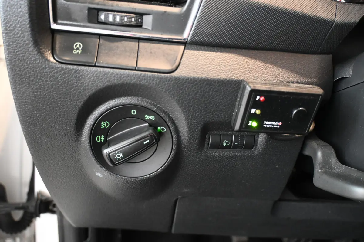 1.0 TSI Ambition Business Airco Navigatie Cruise Control Rijklaarprijs Inruil Mogelijk!