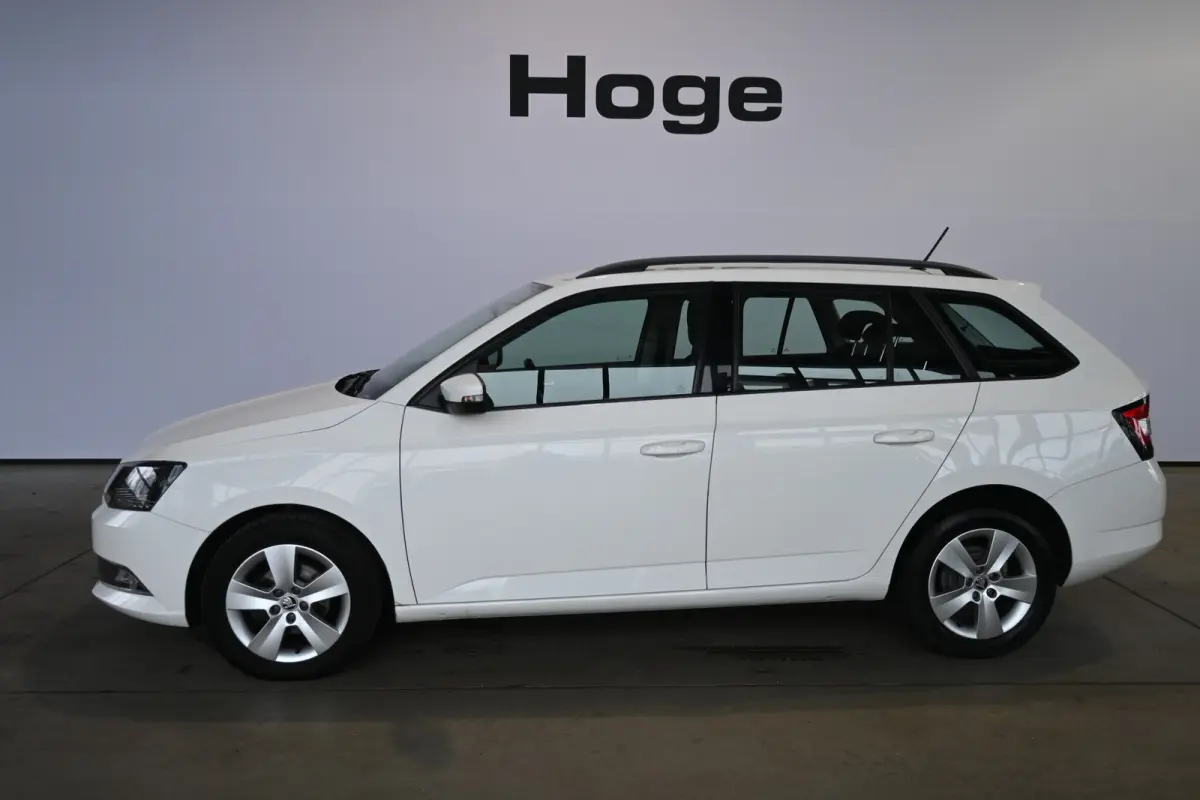 1.0 TSI Ambition Business Airco Navigatie Cruise Control Rijklaarprijs Inruil Mogelijk!