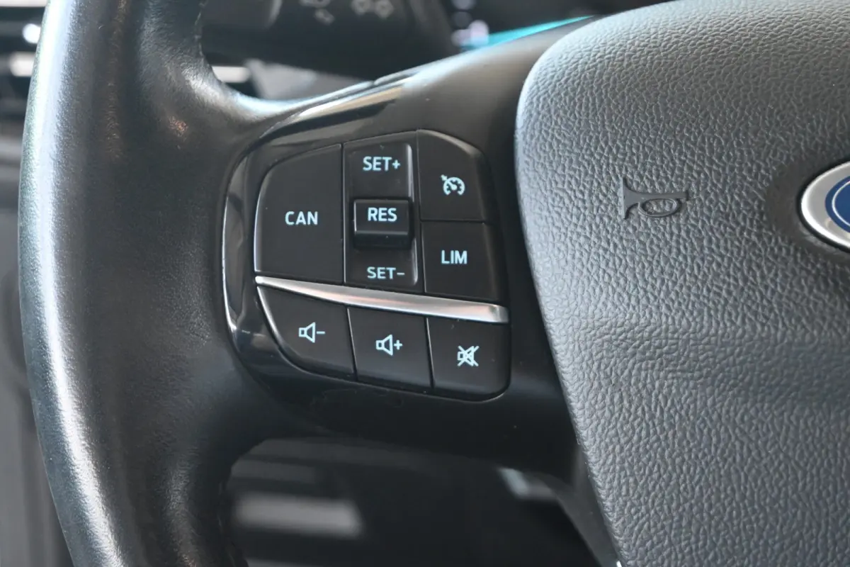 1.0 Active Business Automaat Navigatie Carplay LED Rijklaarprijs Inruil Mogelijk!