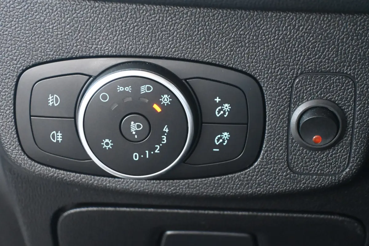 1.0 Active Business Automaat Navigatie Carplay LED Rijklaarprijs Inruil Mogelijk!