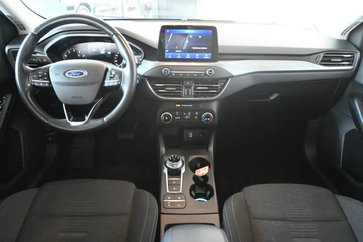 1.0 Active Business Automaat Navigatie Carplay LED Rijklaarprijs Inruil Mogelijk!