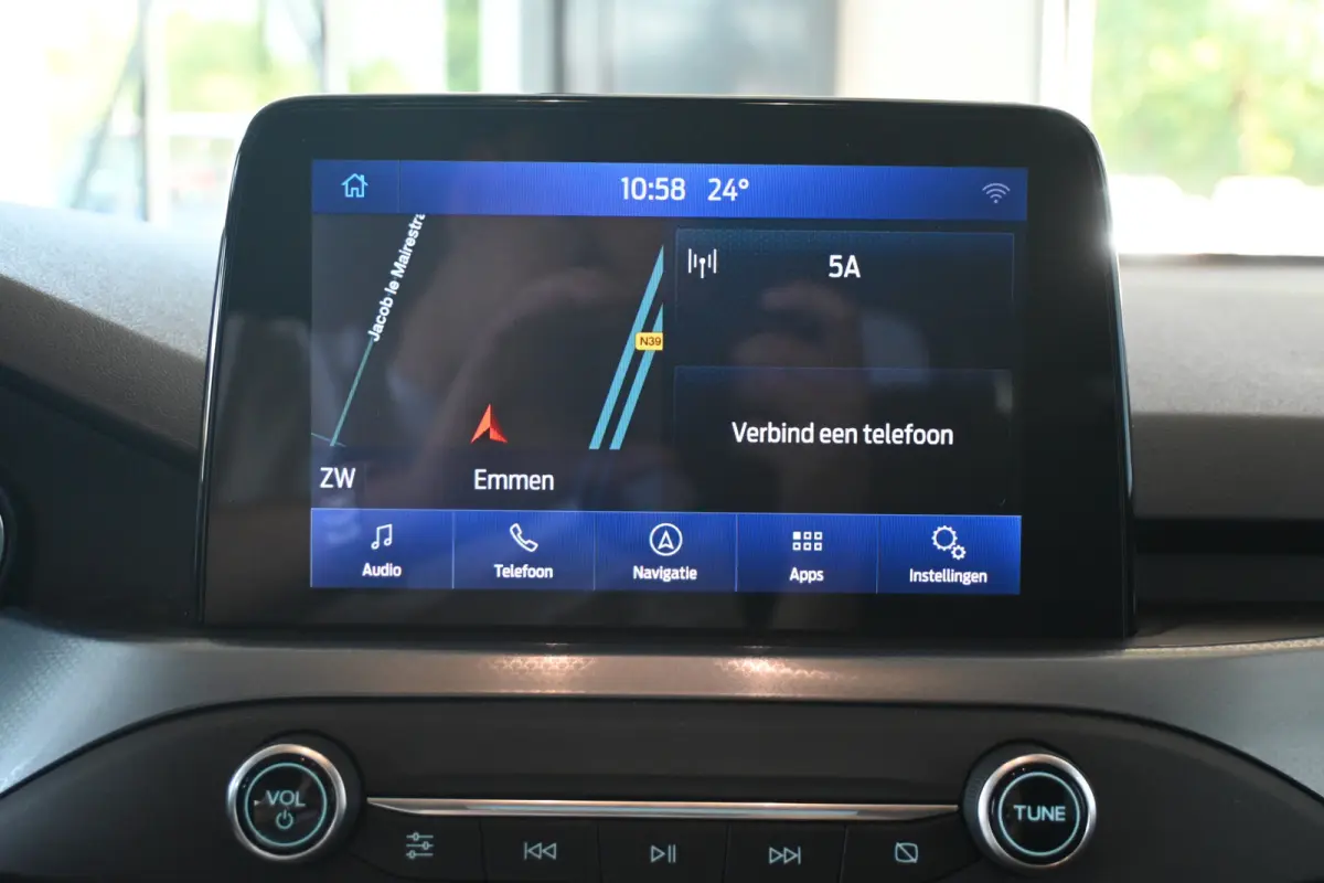 1.0 Active Business Automaat Navigatie Carplay LED Rijklaarprijs Inruil Mogelijk!