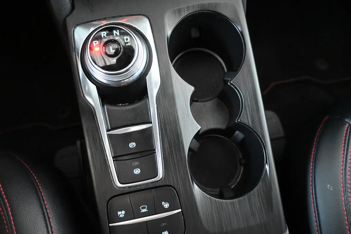 2.5 PHEV Vignale Automaat Navigatie Stoelverwarming Head Up! LED Camera Rijklaarprijs! Inruil Mogelijk!