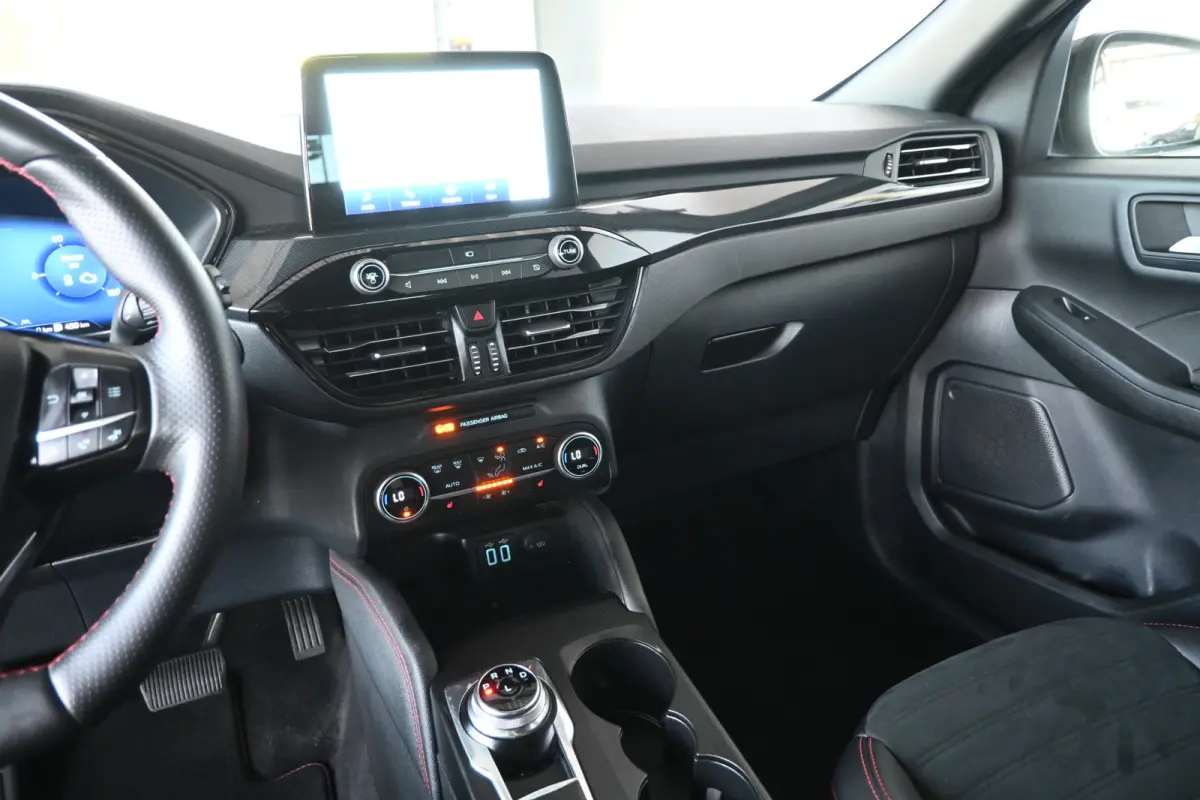 2.5 PHEV Vignale Automaat Navigatie Stoelverwarming Head Up! LED Camera Rijklaarprijs! Inruil Mogelijk!