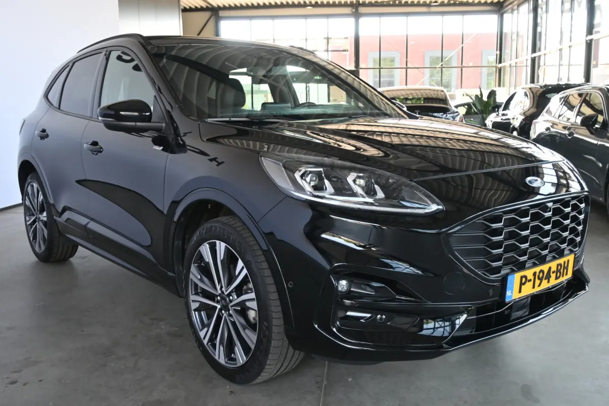 2.5 PHEV Vignale Automaat Navigatie Stoelverwarming Head Up! LED Camera Rijklaarprijs! Inruil Mogelijk!