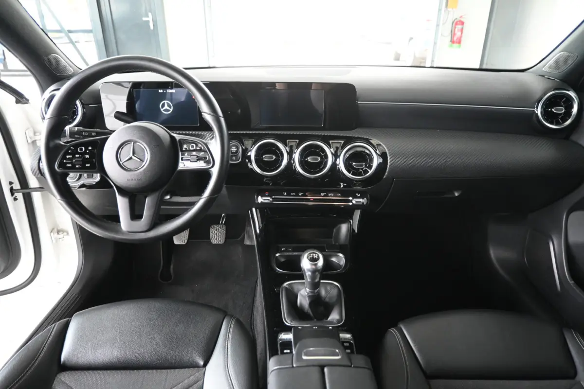 160 AMG Clima High-performance LED-koplampen Navigatie Cruise Control Rijklaarprijs! Inruil Mogelijk!