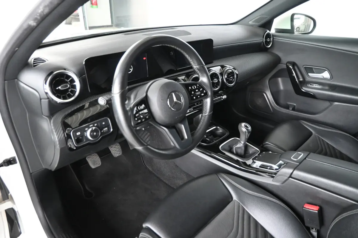160 AMG Clima High-performance LED-koplampen Navigatie Cruise Control Rijklaarprijs! Inruil Mogelijk!