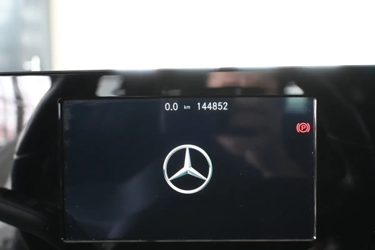 160 AMG Clima High-performance LED-koplampen Navigatie Cruise Control Rijklaarprijs! Inruil Mogelijk!