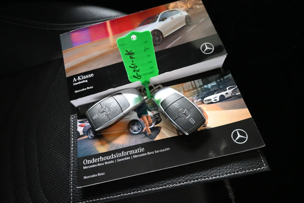 160 AMG Clima High-performance LED-koplampen Navigatie Cruise Control Rijklaarprijs! Inruil Mogelijk!