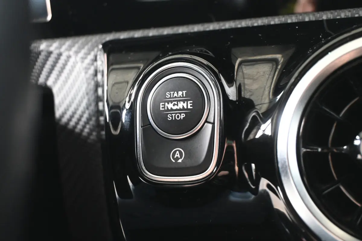 160 AMG Clima High-performance LED-koplampen Navigatie Cruise Control Rijklaarprijs! Inruil Mogelijk!
