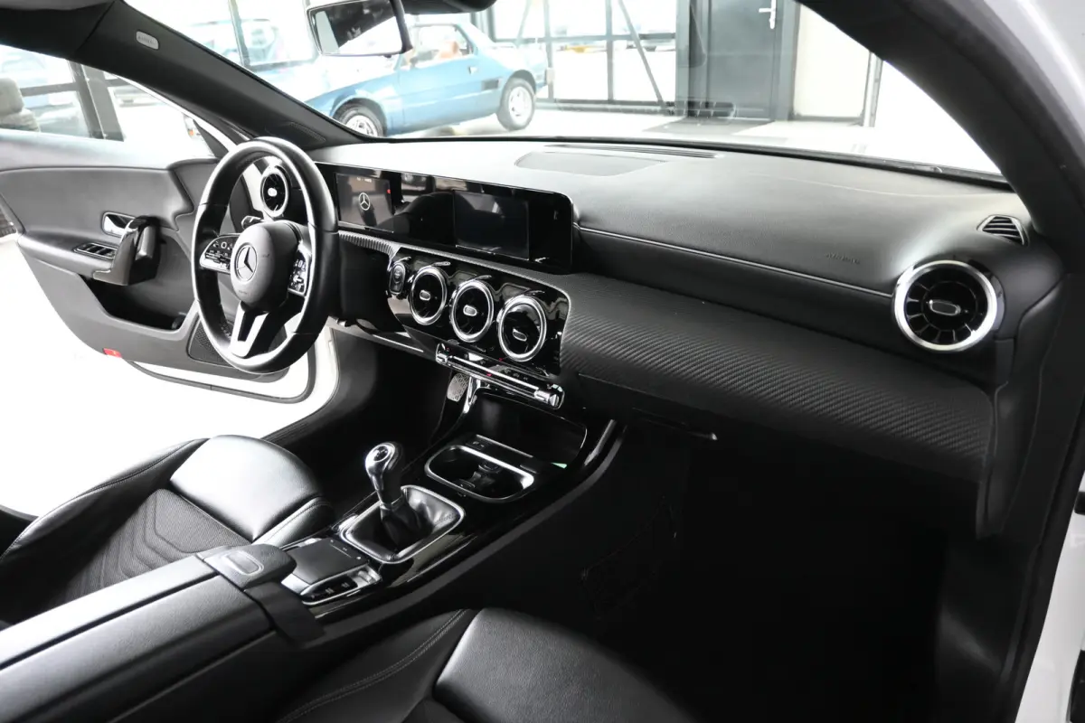 160 AMG Clima High-performance LED-koplampen Navigatie Cruise Control Rijklaarprijs! Inruil Mogelijk!