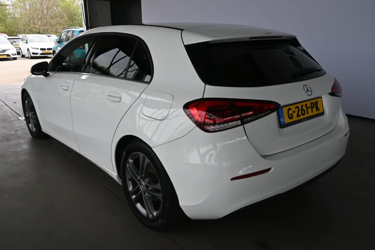 160 AMG Clima High-performance LED-koplampen Navigatie Cruise Control Rijklaarprijs! Inruil Mogelijk!
