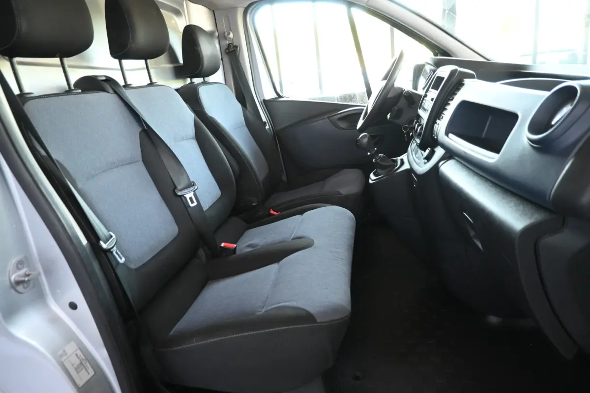 1.6 CDTI L1H1 Edition 3 Zits Airco Cruise Control Schuifdeur Trekhaak Rijklaarprijs! Inruil Mogelijk!