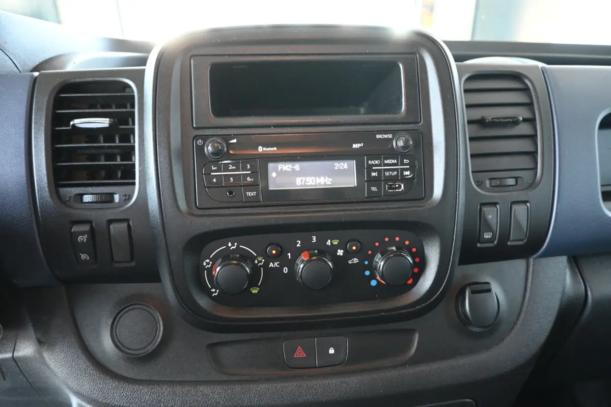 1.6 CDTI L1H1 Edition 3 Zits Airco Cruise Control Schuifdeur Trekhaak Rijklaarprijs! Inruil Mogelijk!