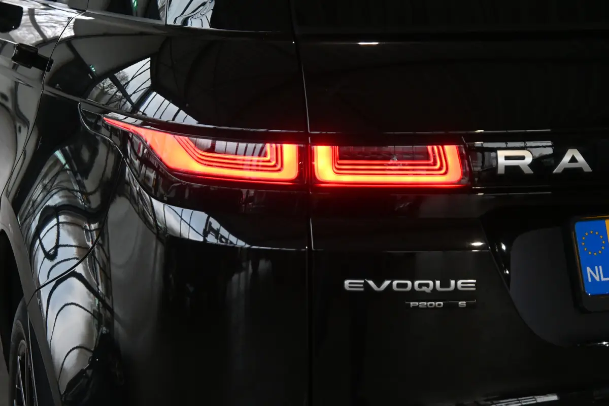 2.0 P200 AWD Automaat Navigatie Leder Stoel/Stuur verwarming Rijklaarprijs Inruil Mogelijk!
