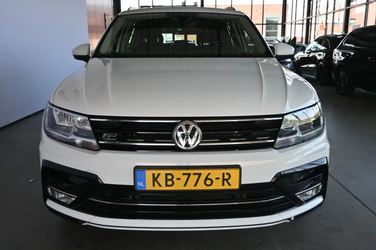 1.4 TSI Highline R-Line Clima Navigatie Carplay 1e Eigenaar Trekhaak Rijklaarprijs! Inruil Mogelijk!