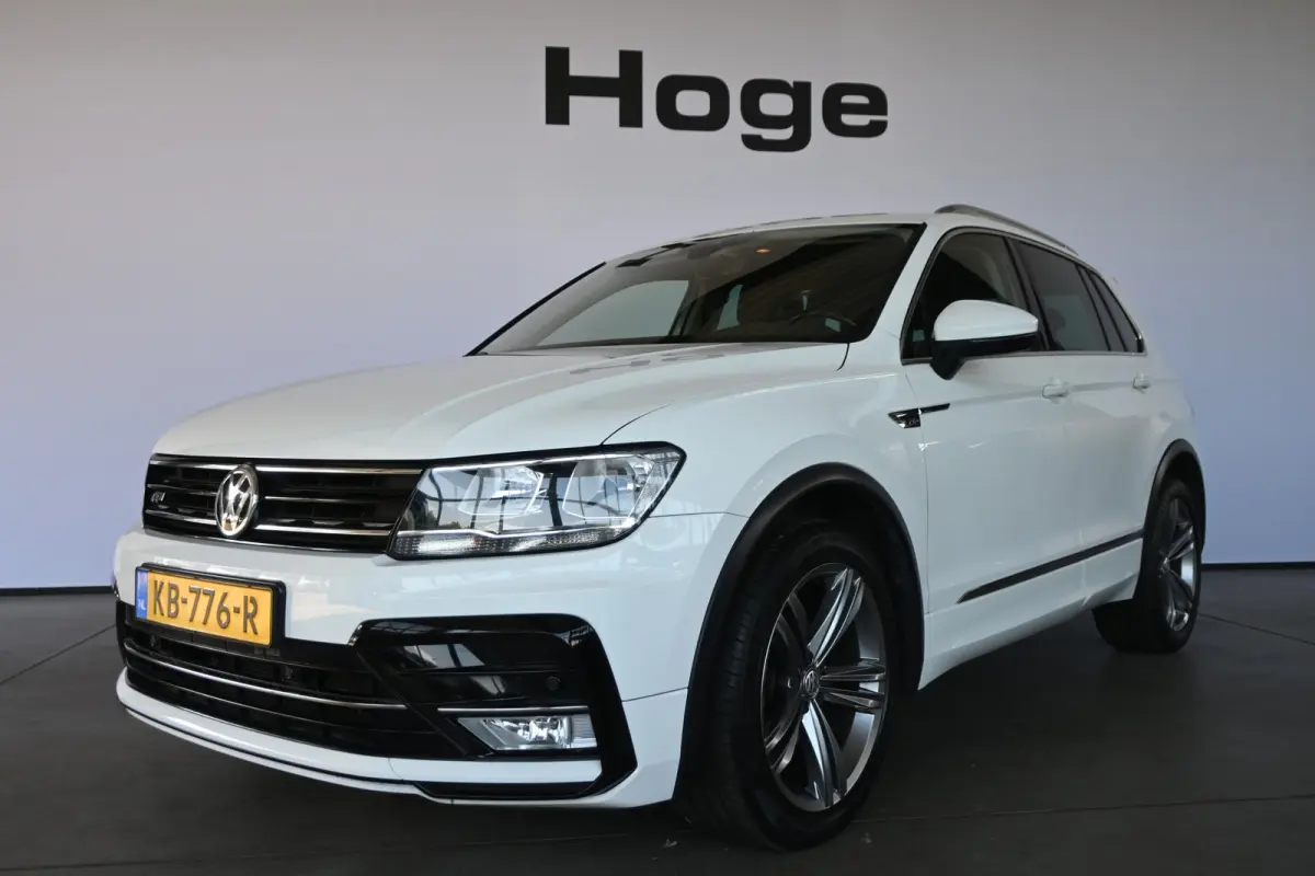 1.4 TSI Highline R-Line Clima Navigatie Carplay 1e Eigenaar Trekhaak Rijklaarprijs! Inruil Mogelijk!