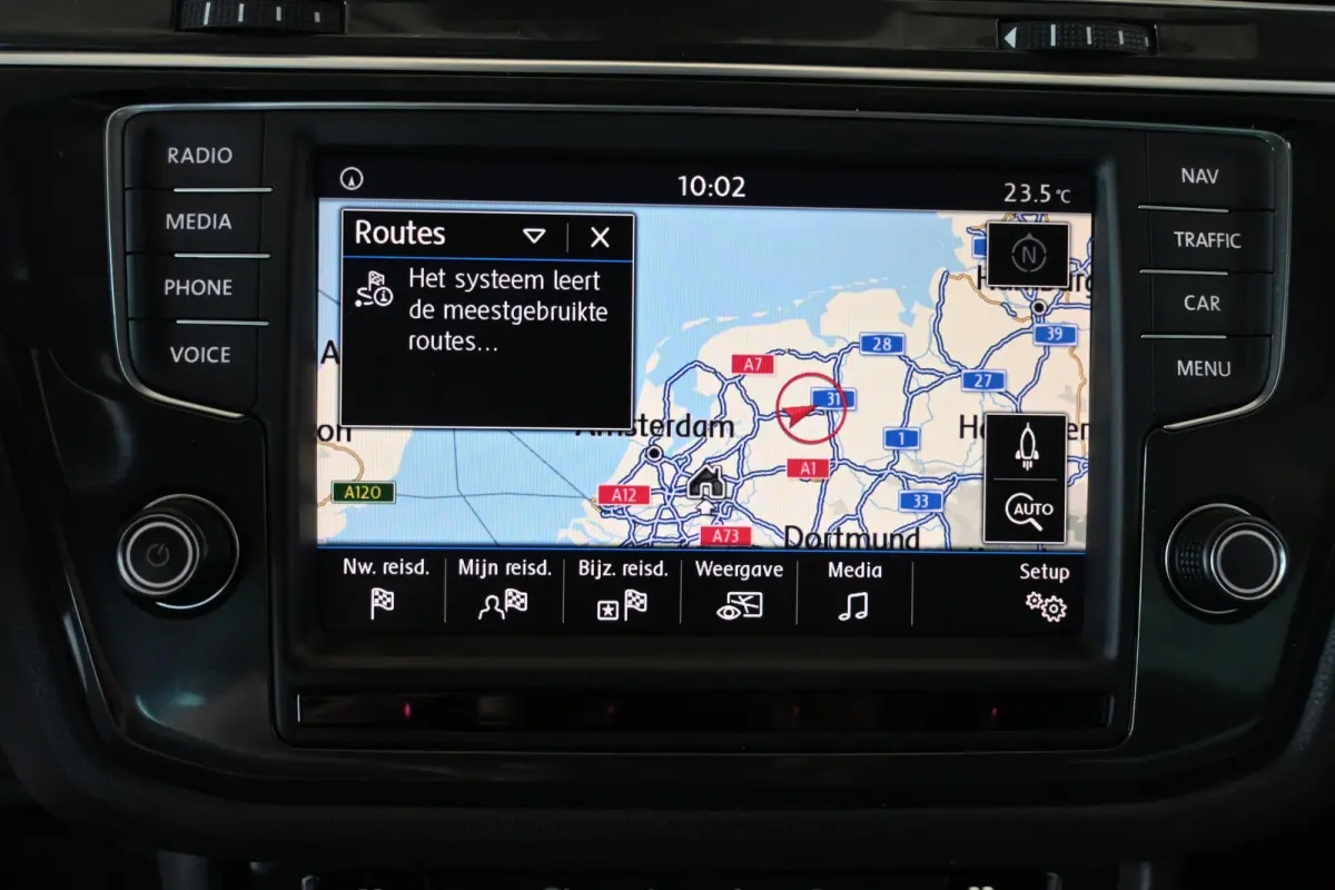 1.4 TSI Highline R-Line Clima Navigatie Carplay 1e Eigenaar Trekhaak Rijklaarprijs! Inruil Mogelijk!