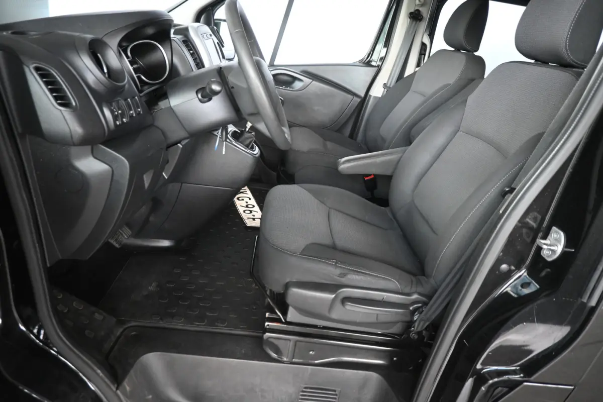 2.0 dCi Automaat 145 T29 L2H1 DC Comfort Airco Navigatie LED 1e Eigenaar Rijklaarprijs! Inruil Mogelijk!