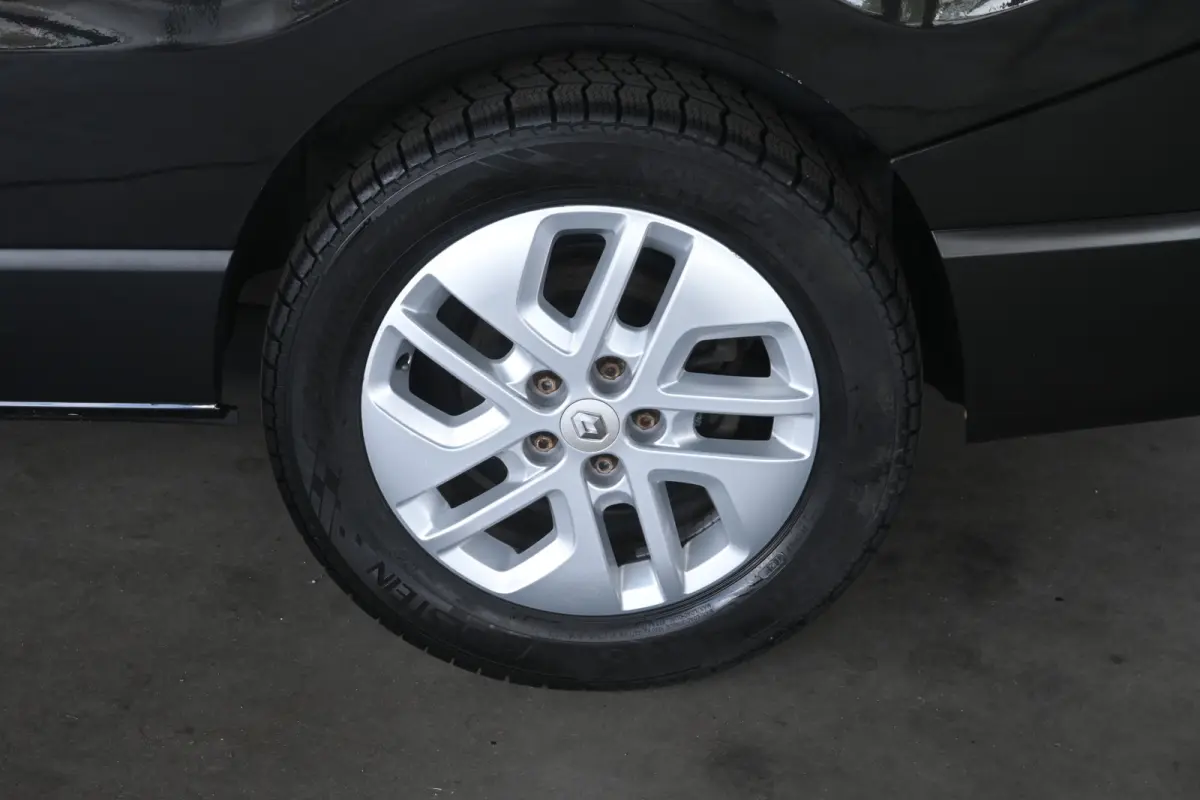 2.0 dCi Automaat 145 T29 L2H1 DC Comfort Airco Navigatie LED 1e Eigenaar Rijklaarprijs! Inruil Mogelijk!
