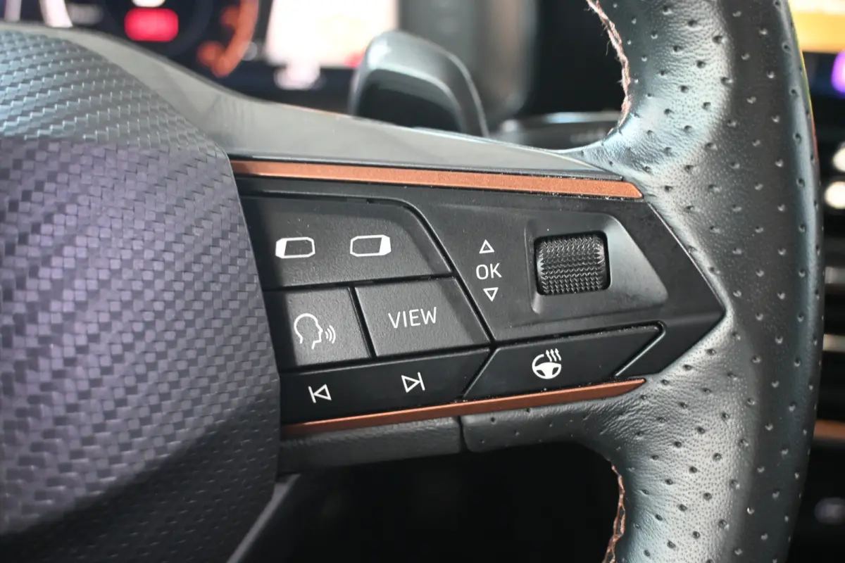 1.5 TSI Automaat Clima Adaptieve cruise Navigatie Apple carplay Trekhaak PDC Inruil mogelijk