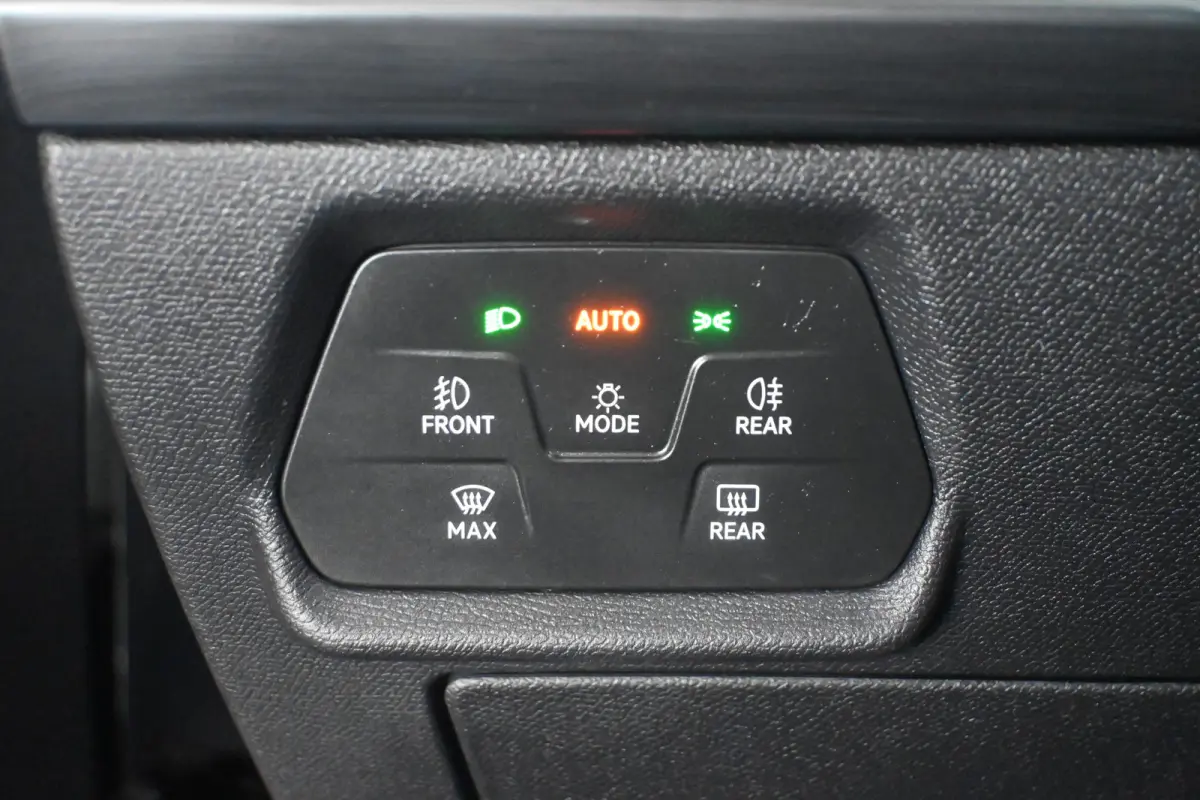 1.5 TSI Automaat Clima Adaptieve cruise Navigatie Apple carplay Trekhaak PDC Inruil mogelijk