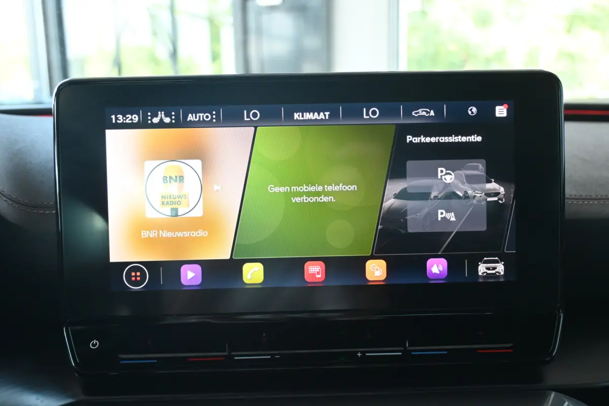 1.5 TSI Automaat Clima Adaptieve cruise Navigatie Apple carplay Trekhaak PDC Inruil mogelijk