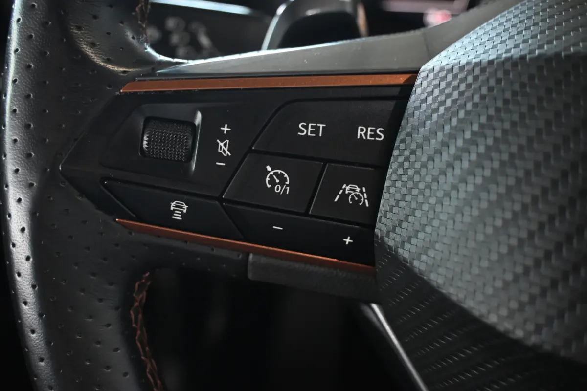 1.5 TSI Automaat Clima Adaptieve cruise Navigatie Apple carplay Trekhaak PDC Inruil mogelijk
