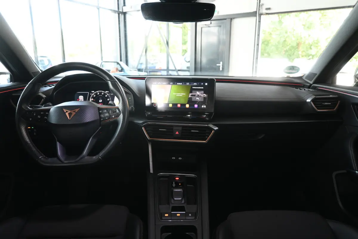 1.5 TSI Automaat Clima Adaptieve cruise Navigatie Apple carplay Trekhaak PDC Inruil mogelijk