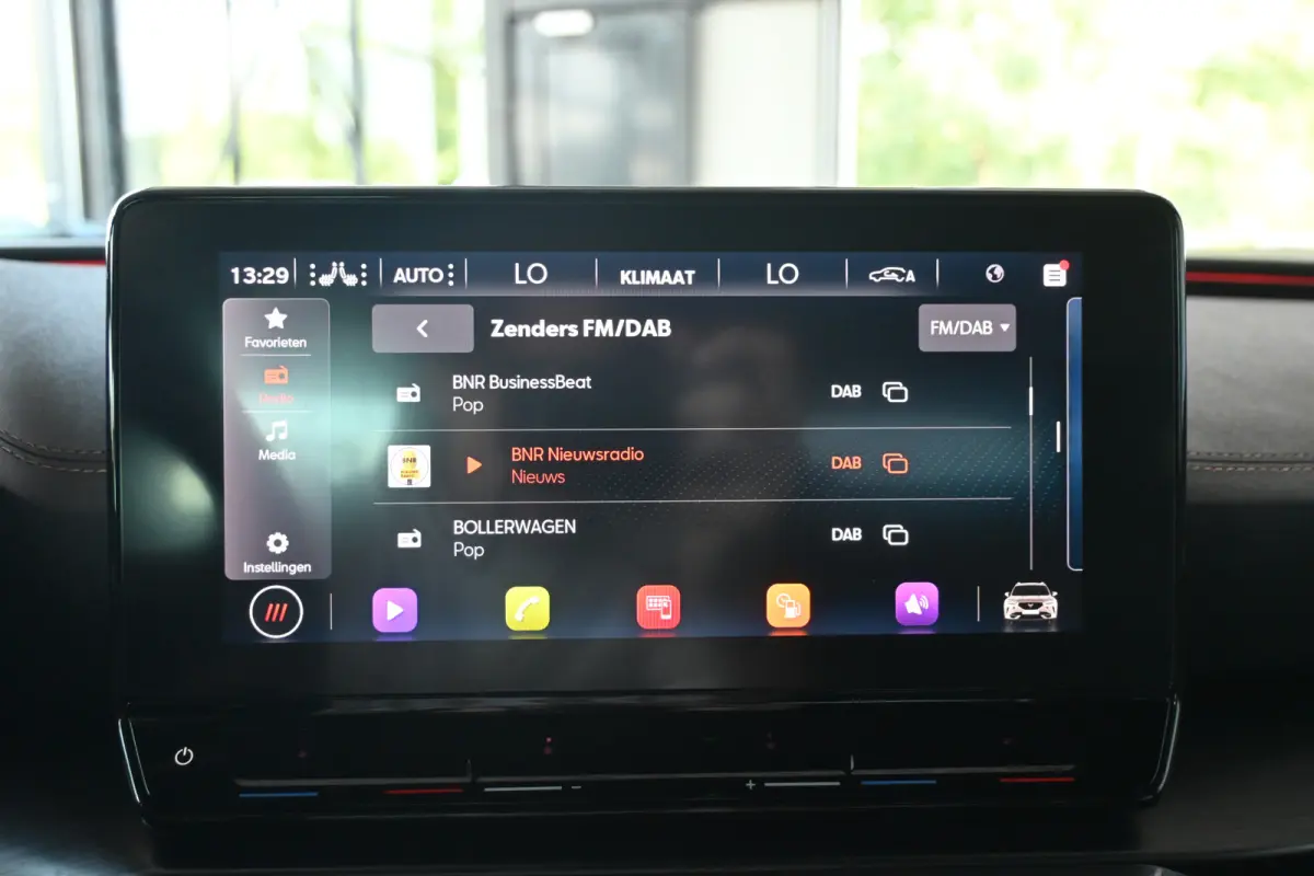1.5 TSI Automaat Clima Adaptieve cruise Navigatie Apple carplay Trekhaak PDC Inruil mogelijk