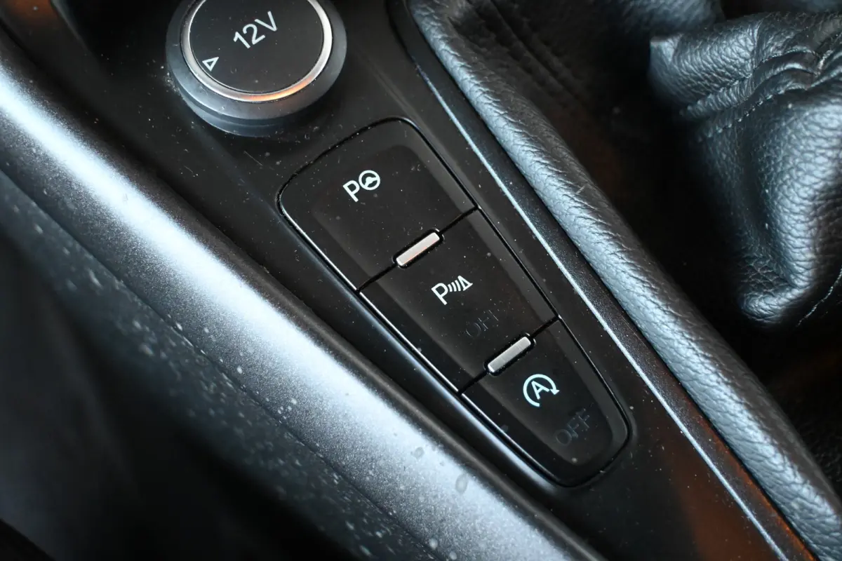 1.5 ST-Line Clima Navigatie Cruise Control Trekhaak Rijklaarprijs Inruil Mogelijk!