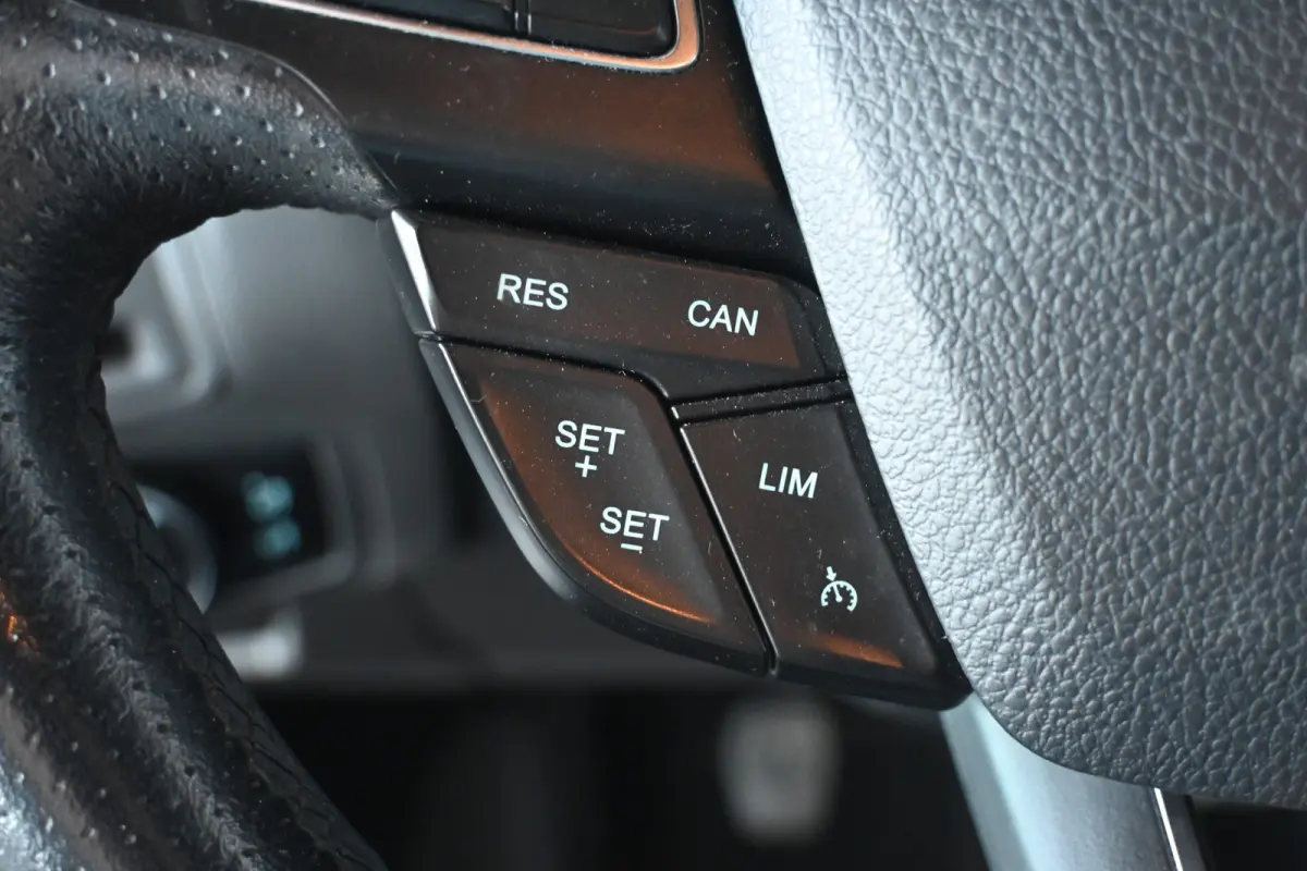1.5 ST-Line Clima Navigatie Cruise Control Trekhaak Rijklaarprijs Inruil Mogelijk!