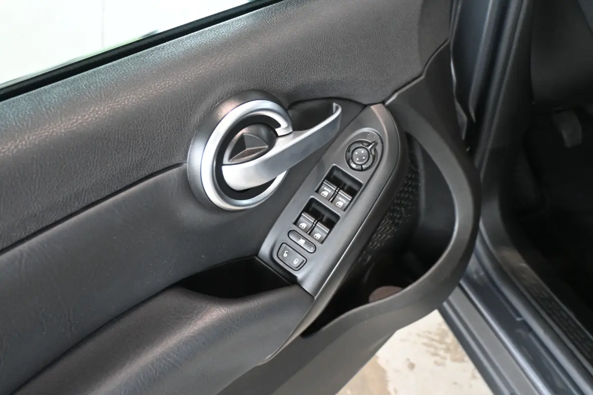 Cross 1.4 Turbo MultiAir S-Design Cross Navigatie Clima Trekhaak Cruise control 1e Eigenaar 100% Onderhouden! Inruil Mogelijk!