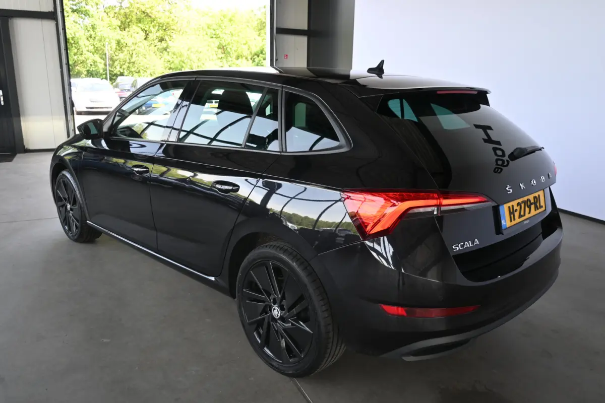 1.0 TSI Business Edition Clima Carplay Stoelverwarming Virtual Rijklaarprijs! Inruil Mogelijk!