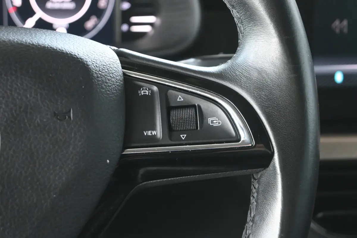 1.0 TSI Business Edition Clima Carplay Stoelverwarming Virtual Rijklaarprijs! Inruil Mogelijk!