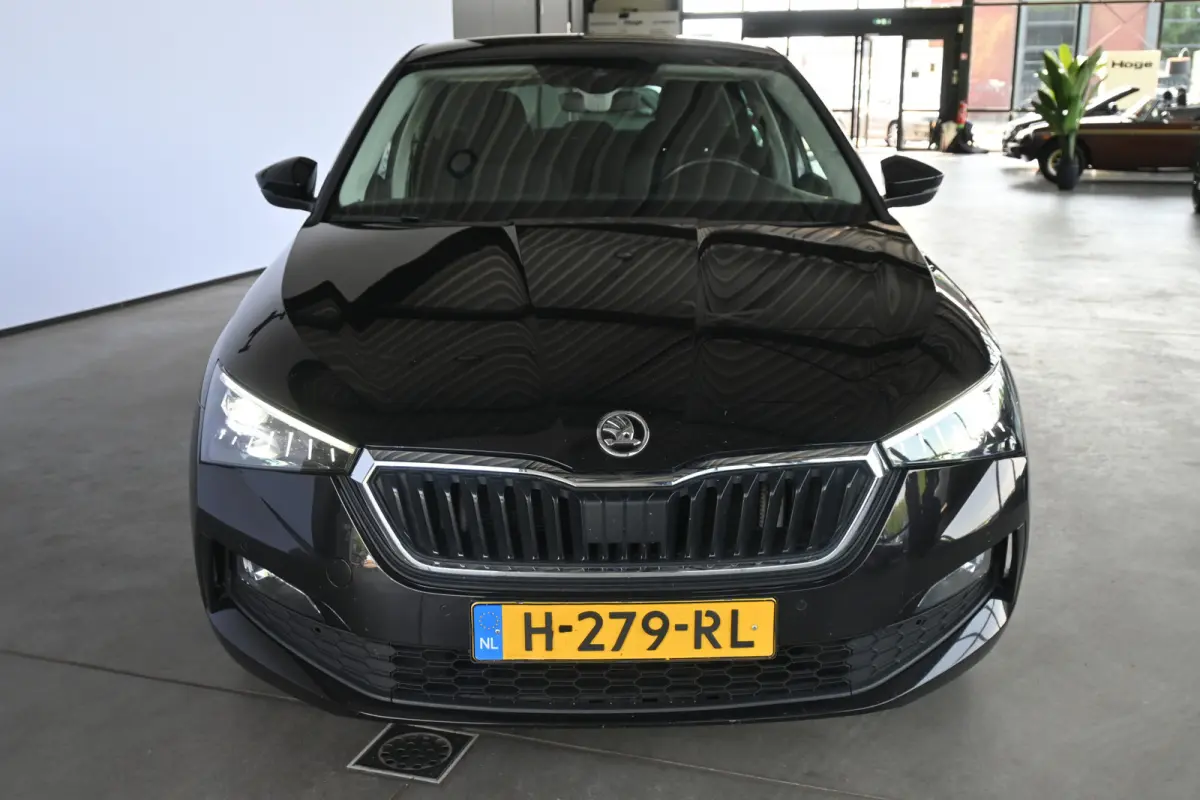 1.0 TSI Business Edition Clima Carplay Stoelverwarming Virtual Rijklaarprijs! Inruil Mogelijk!