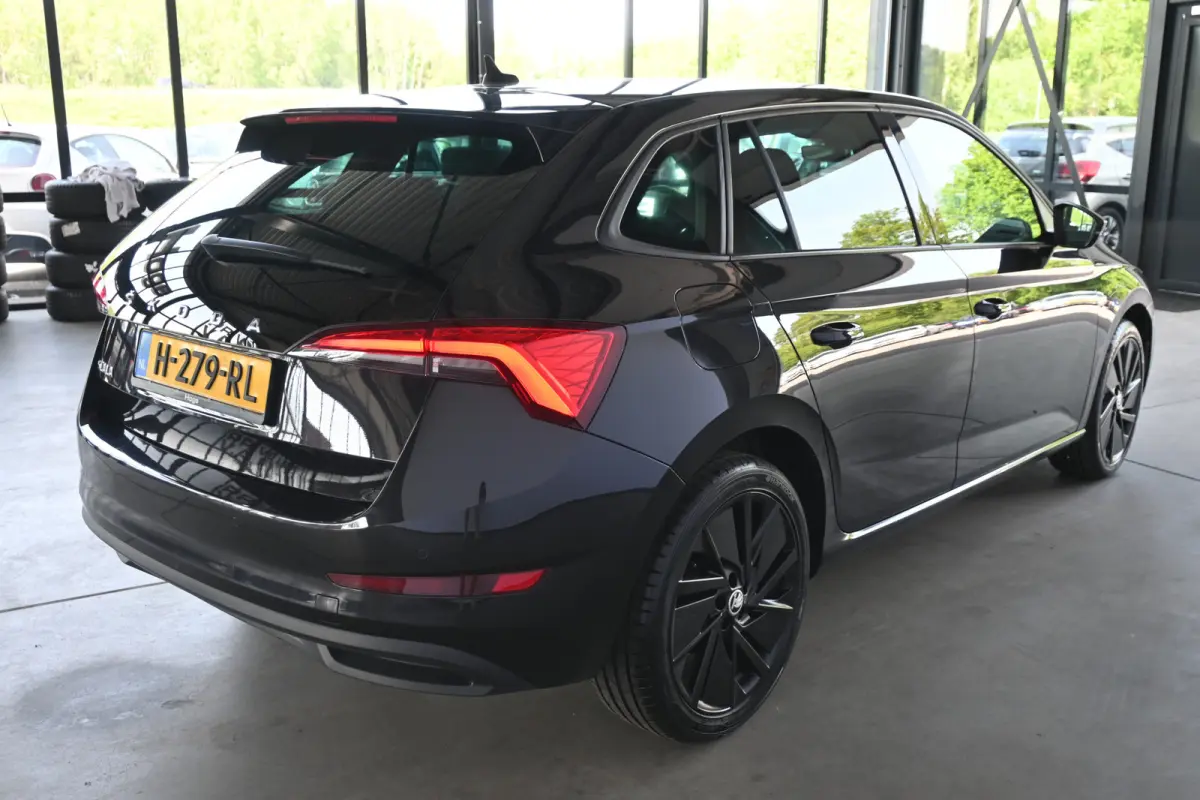 1.0 TSI Business Edition Clima Carplay Stoelverwarming Virtual Rijklaarprijs! Inruil Mogelijk!
