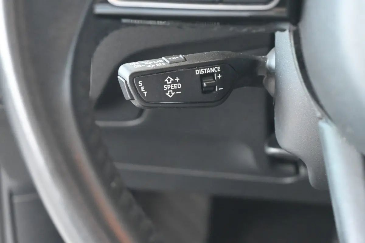 1.4 TFSI CoD Design Pro Line Plus Automaat Clima Stoelverwarming Navigatie Rijklaarprijs! Inruil Mogelijk!