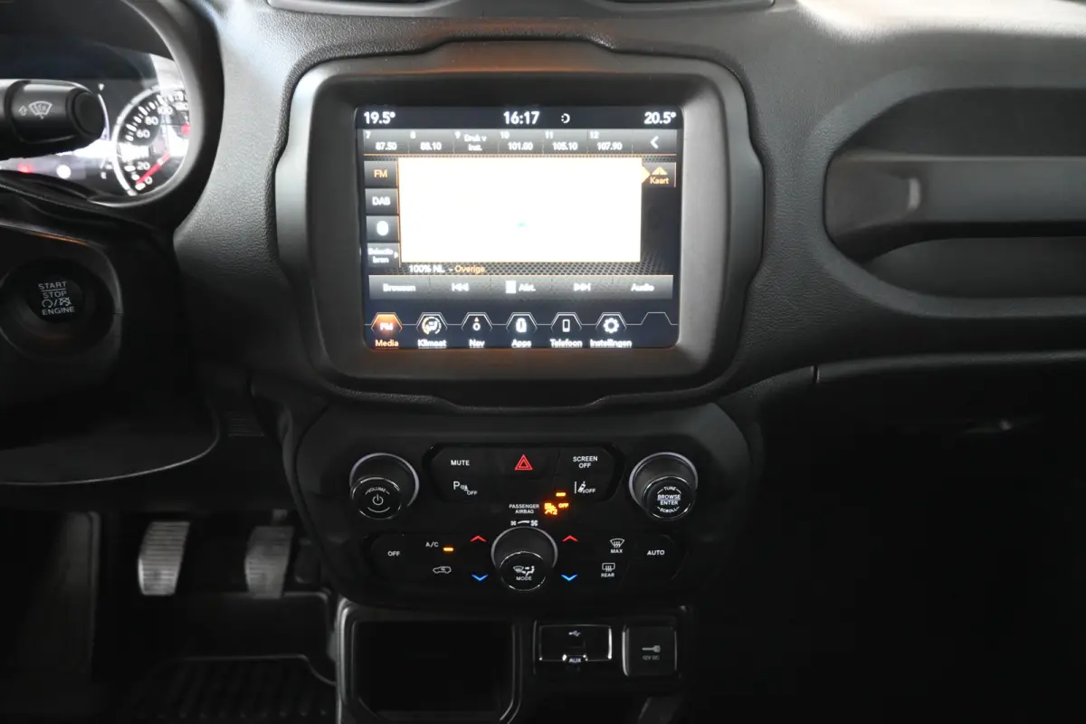 1.0T Freedom Airco Navigatie Cruise Control Rijklaarprijs! Inruil Mogelijk!