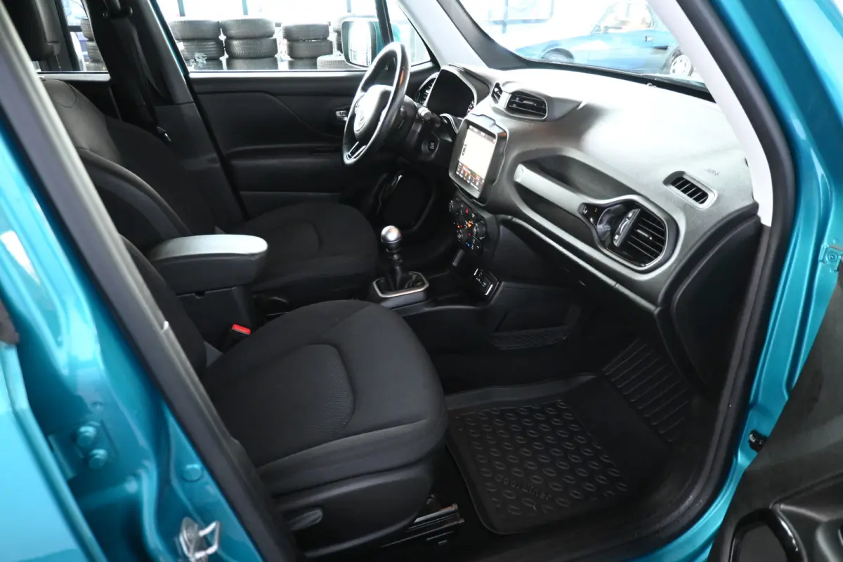1.0T Freedom Airco Navigatie Cruise Control Rijklaarprijs! Inruil Mogelijk!