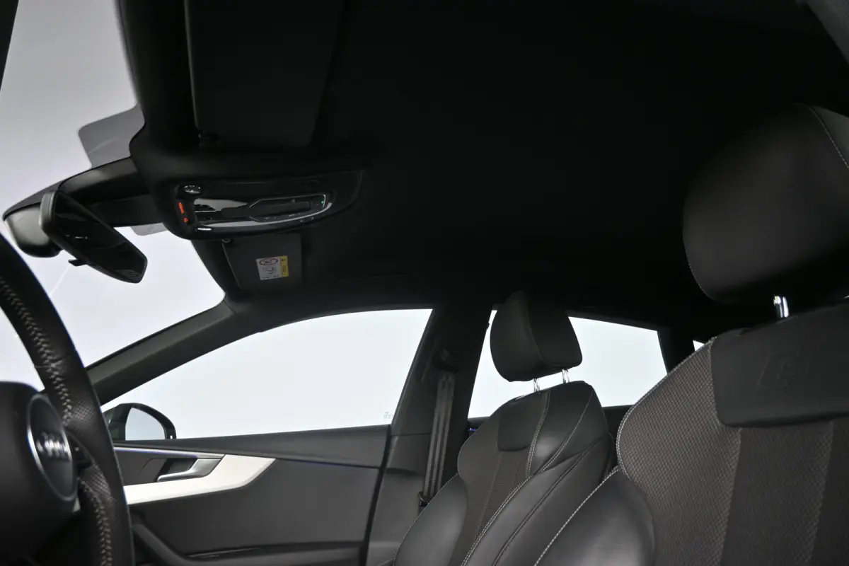 40 TFSI Automaat Sport S-line Edition Clima Navigatie LED Cruise Control Rijklaaprijs! Inruil Mogelijk!
