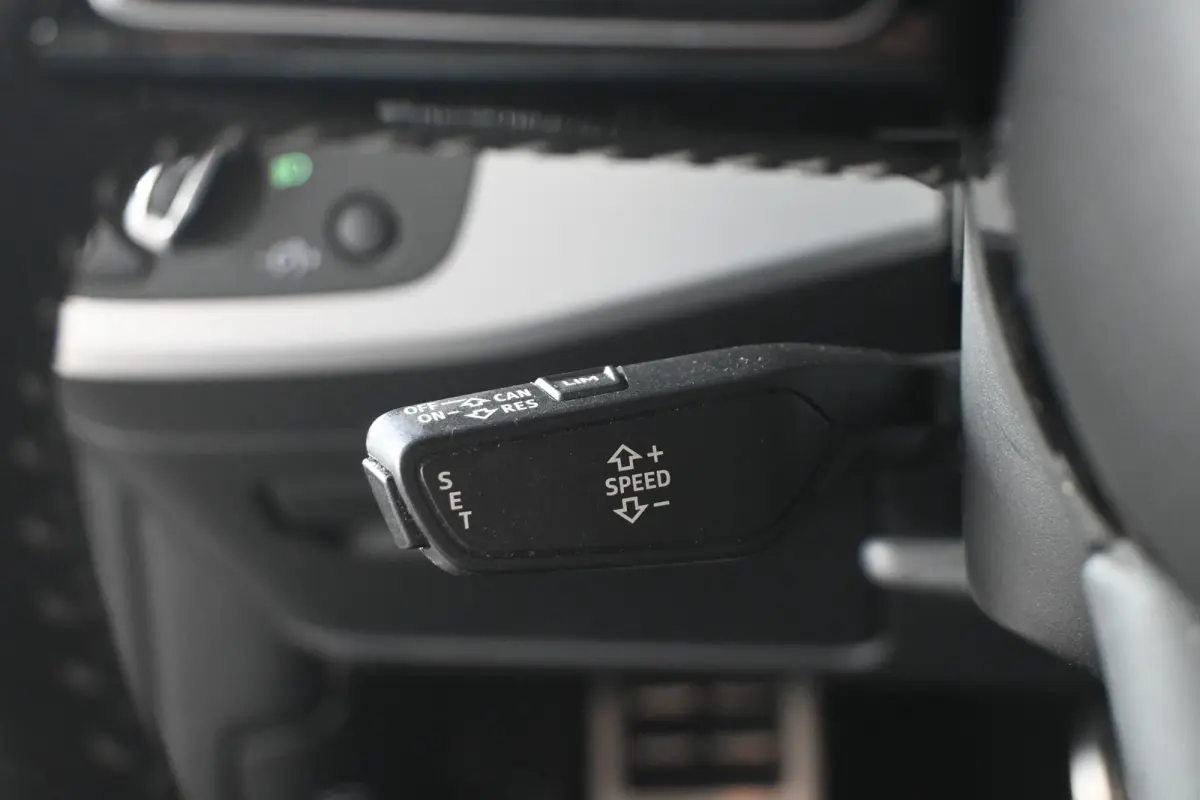 40 TFSI Automaat Sport S-line Edition Clima Navigatie LED Cruise Control Rijklaaprijs! Inruil Mogelijk!
